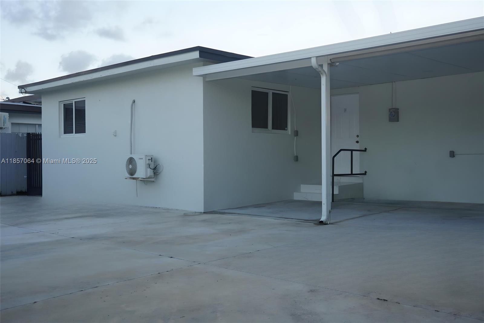 INGLESIDE PARK REV - Residential