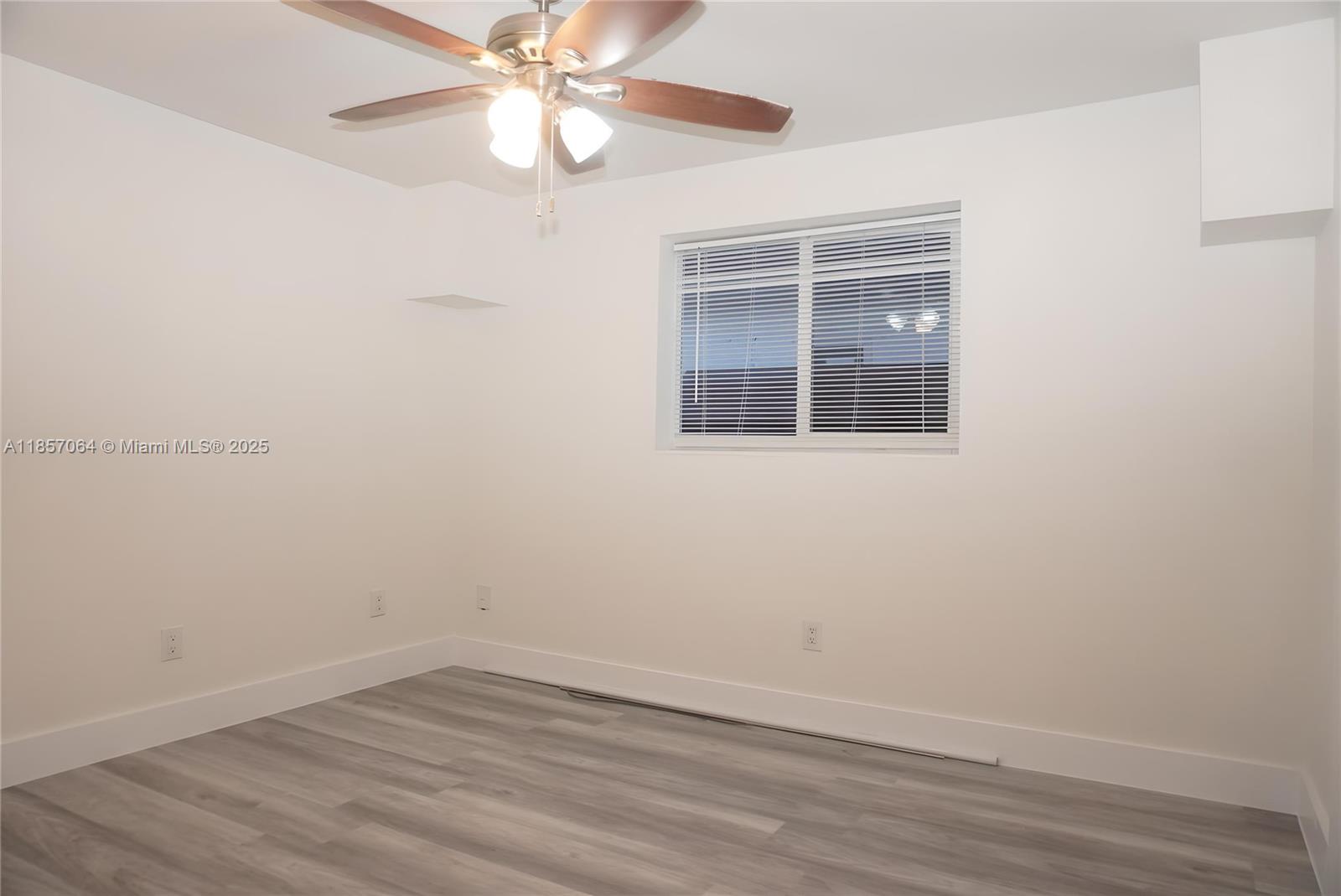 INGLESIDE PARK REV - Residential