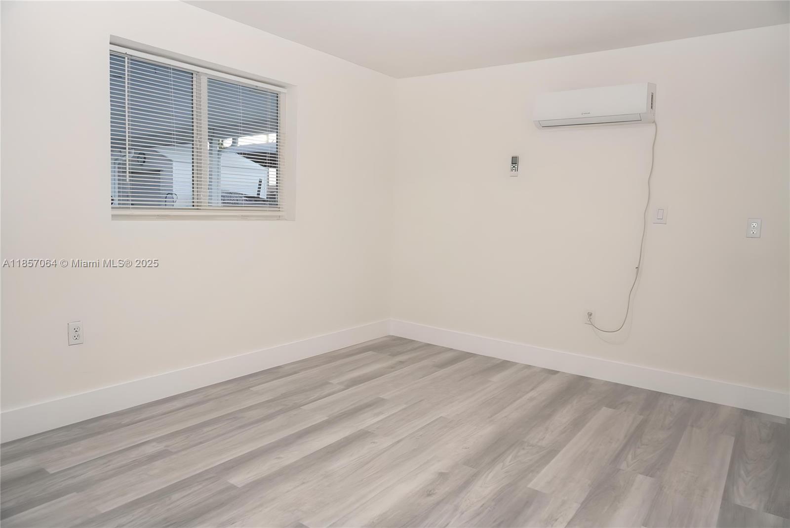 INGLESIDE PARK REV - Residential