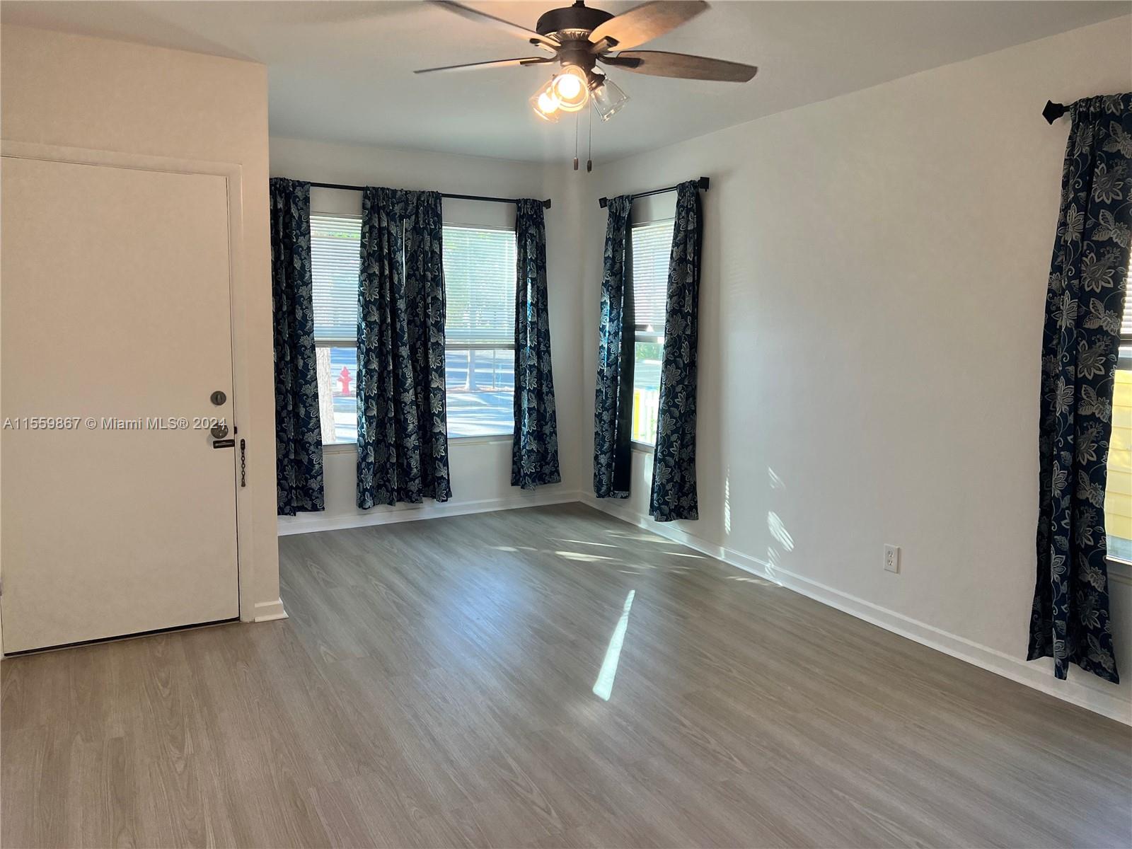 LAKE WORTH BEACH - Residential Lease