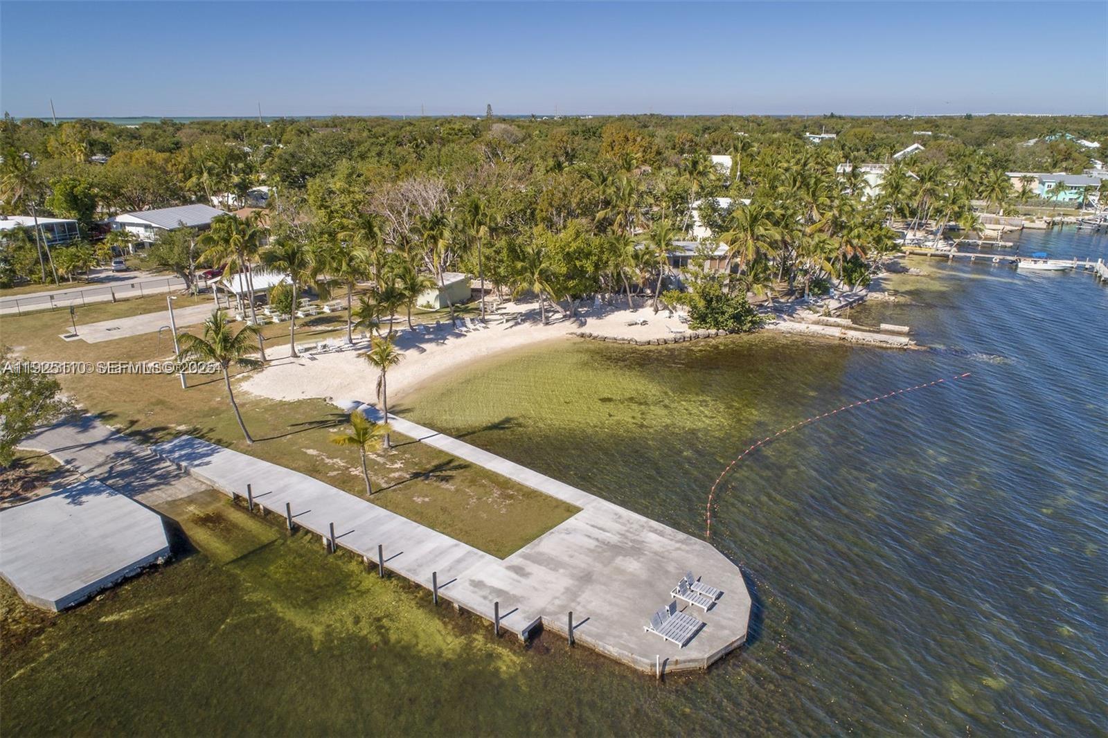 LARGO SOUND PARK - Residential