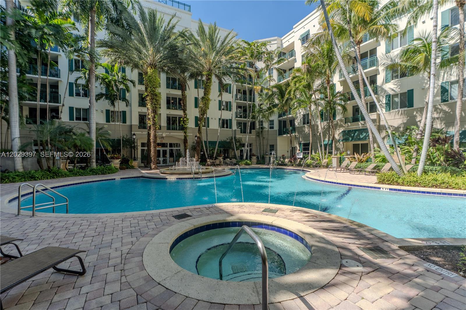 VERANDA CONDO - Residential