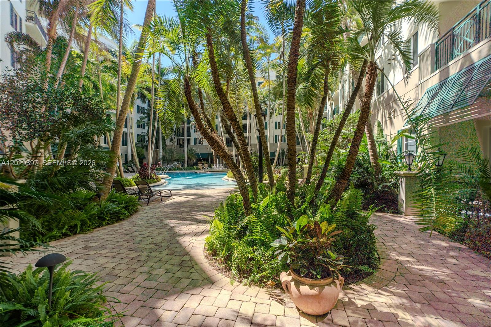 VERANDA CONDO - Residential