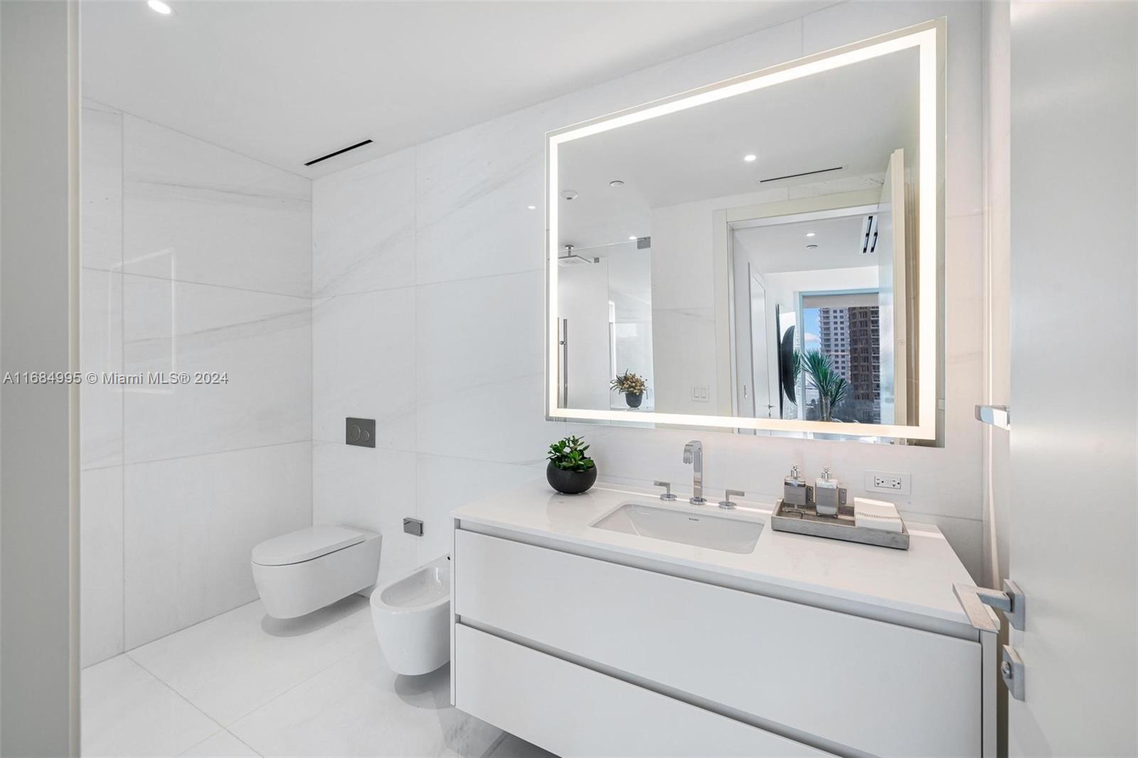 Aston Martin Residences - Residential