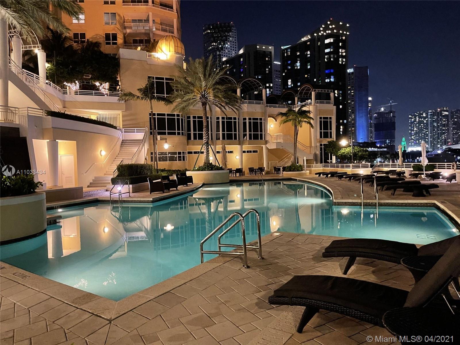 THREE TEQUESTA POINT COND - Residential