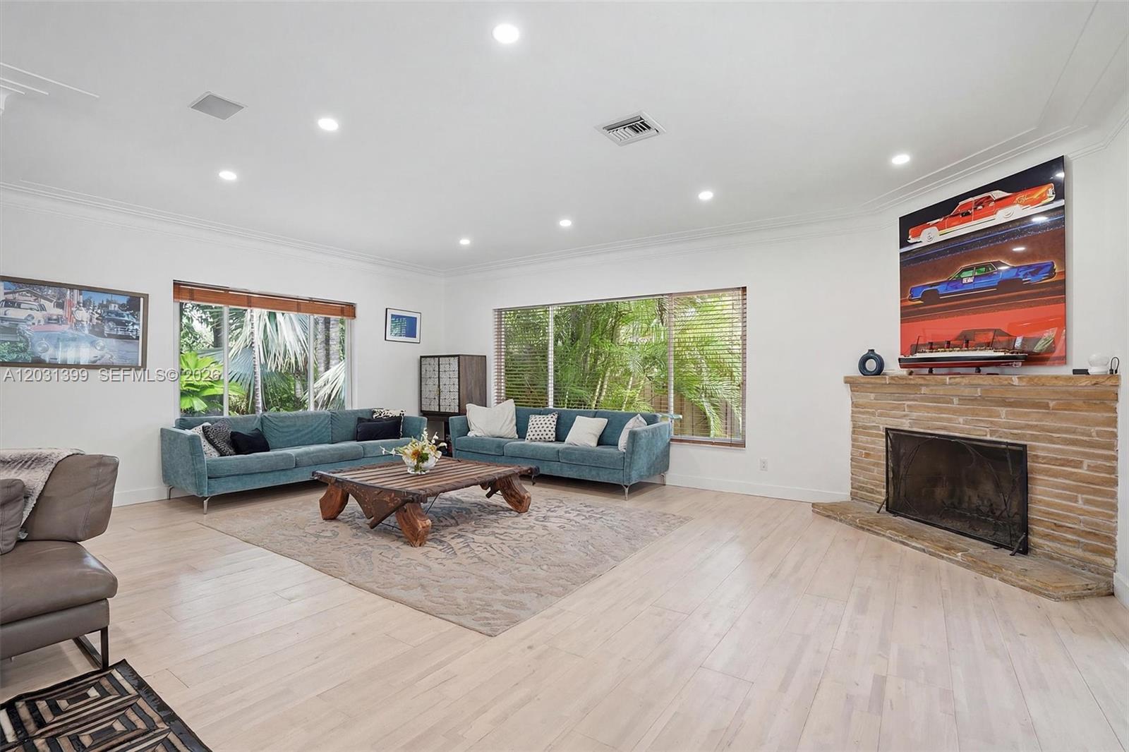 MIAMI SHORES SEC 8 REV - Residential