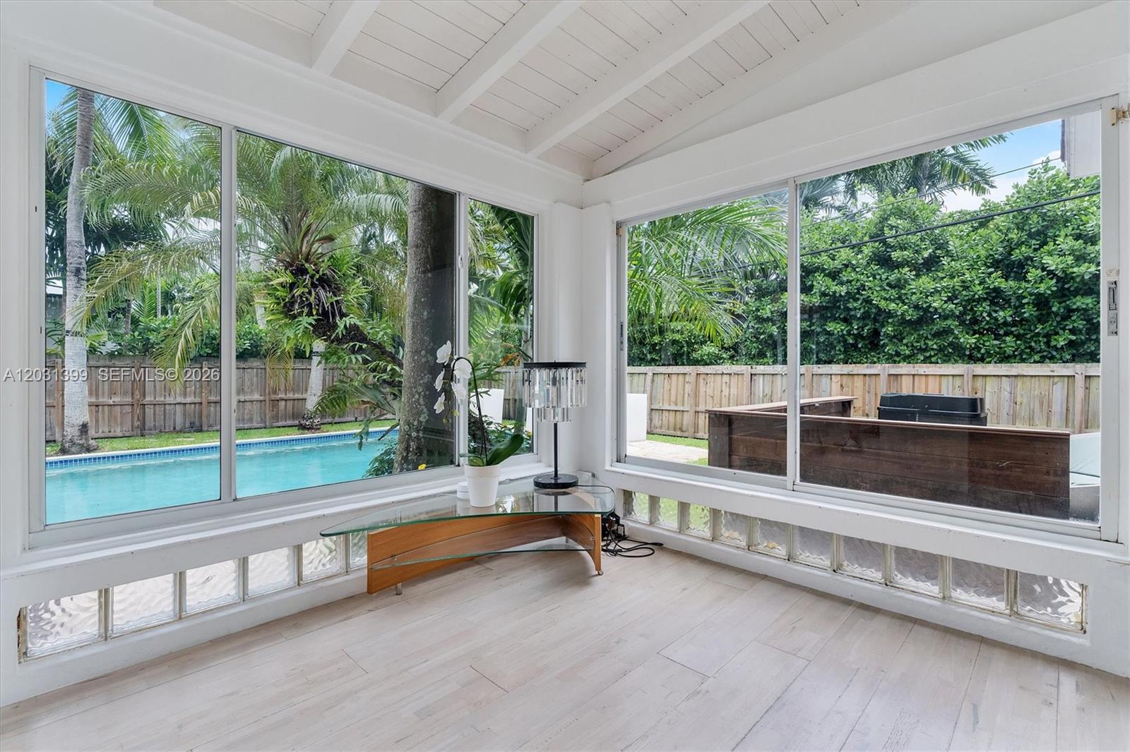 MIAMI SHORES SEC 8 REV - Residential