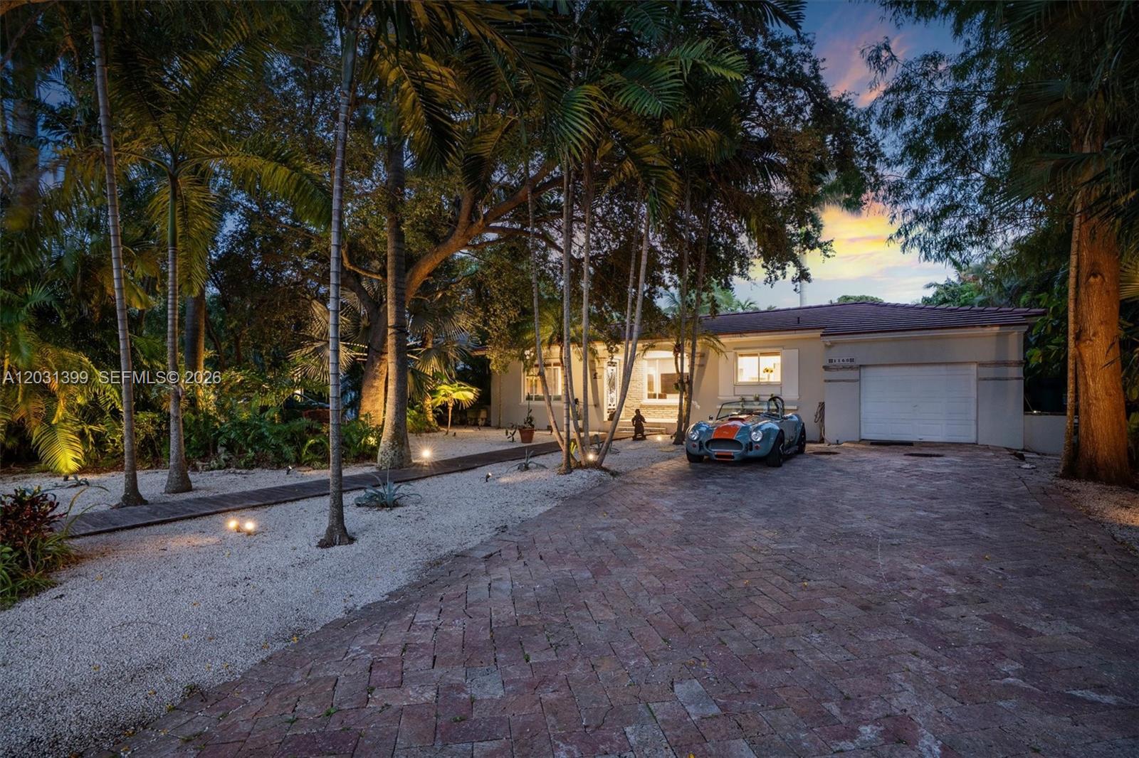 MIAMI SHORES SEC 8 REV - Residential
