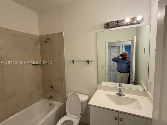 COCO PALM VILLAS - Residential