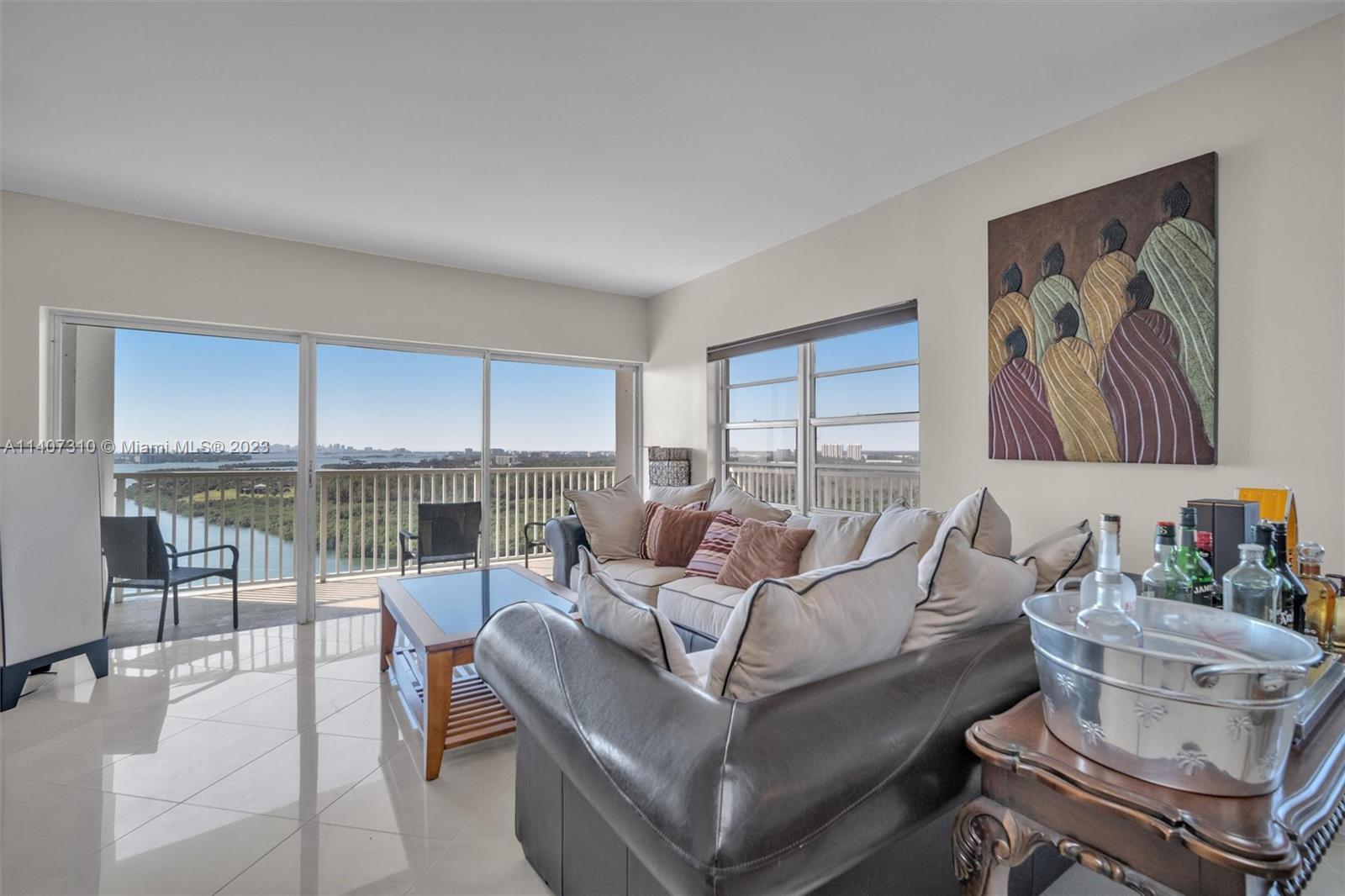ARLEN HOUSE CONDO - Residential Lease