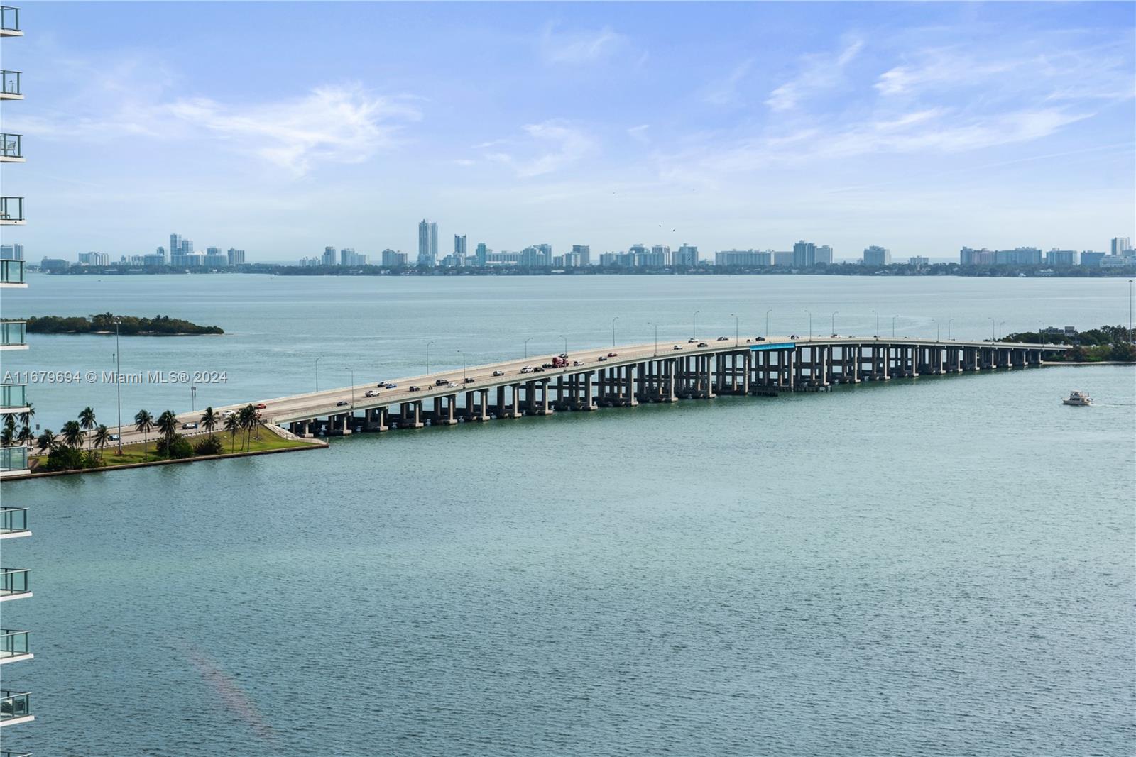 GRAN PARAISO - Residential Lease
