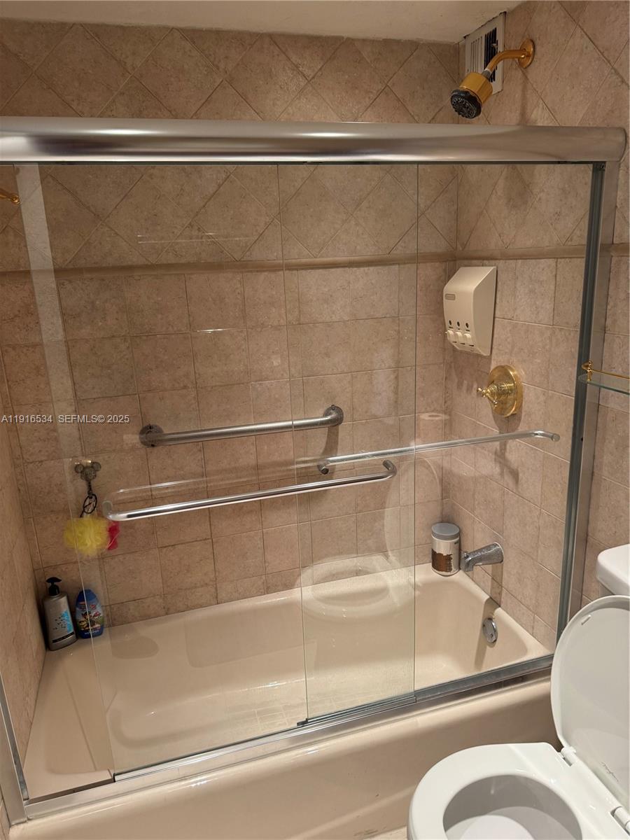 CANONGATE CONDO NO ONE - Residential