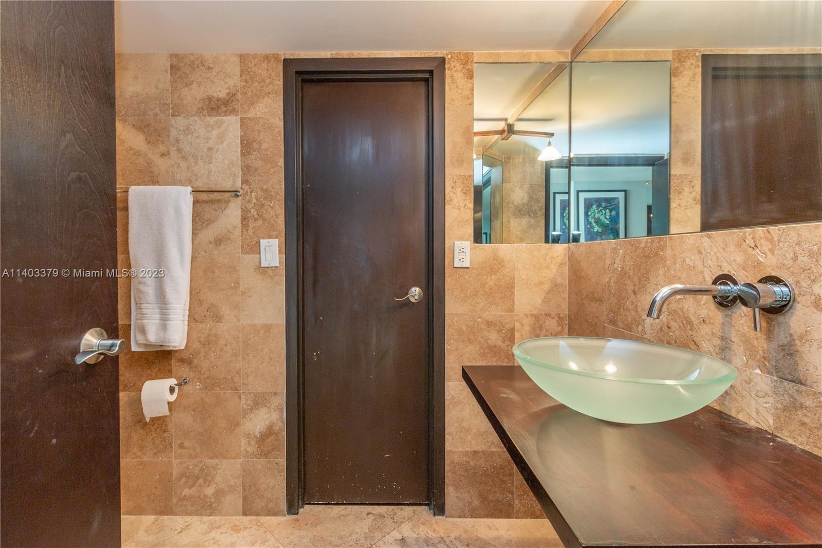 VENETIA CONDO - Residential Lease