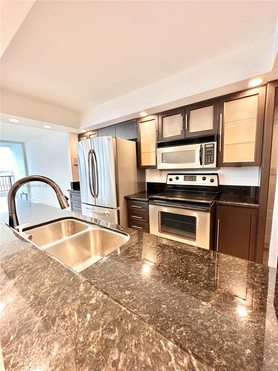 VENETIA CONDO - Residential Lease