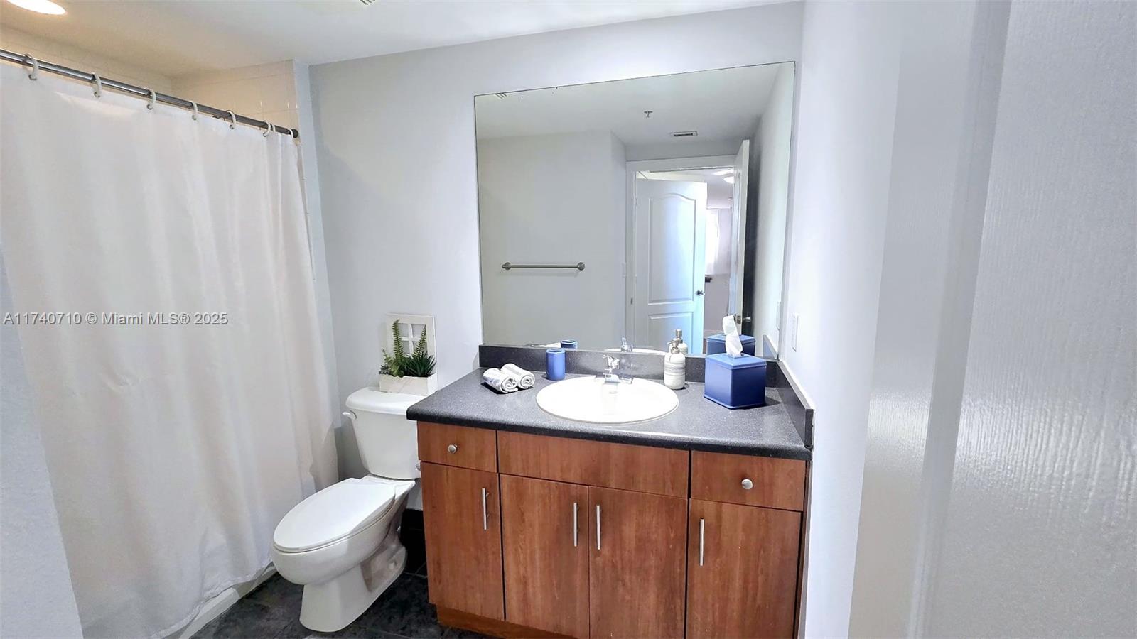 WAVERLY AT LAS OLAS CONDO - Residential Lease