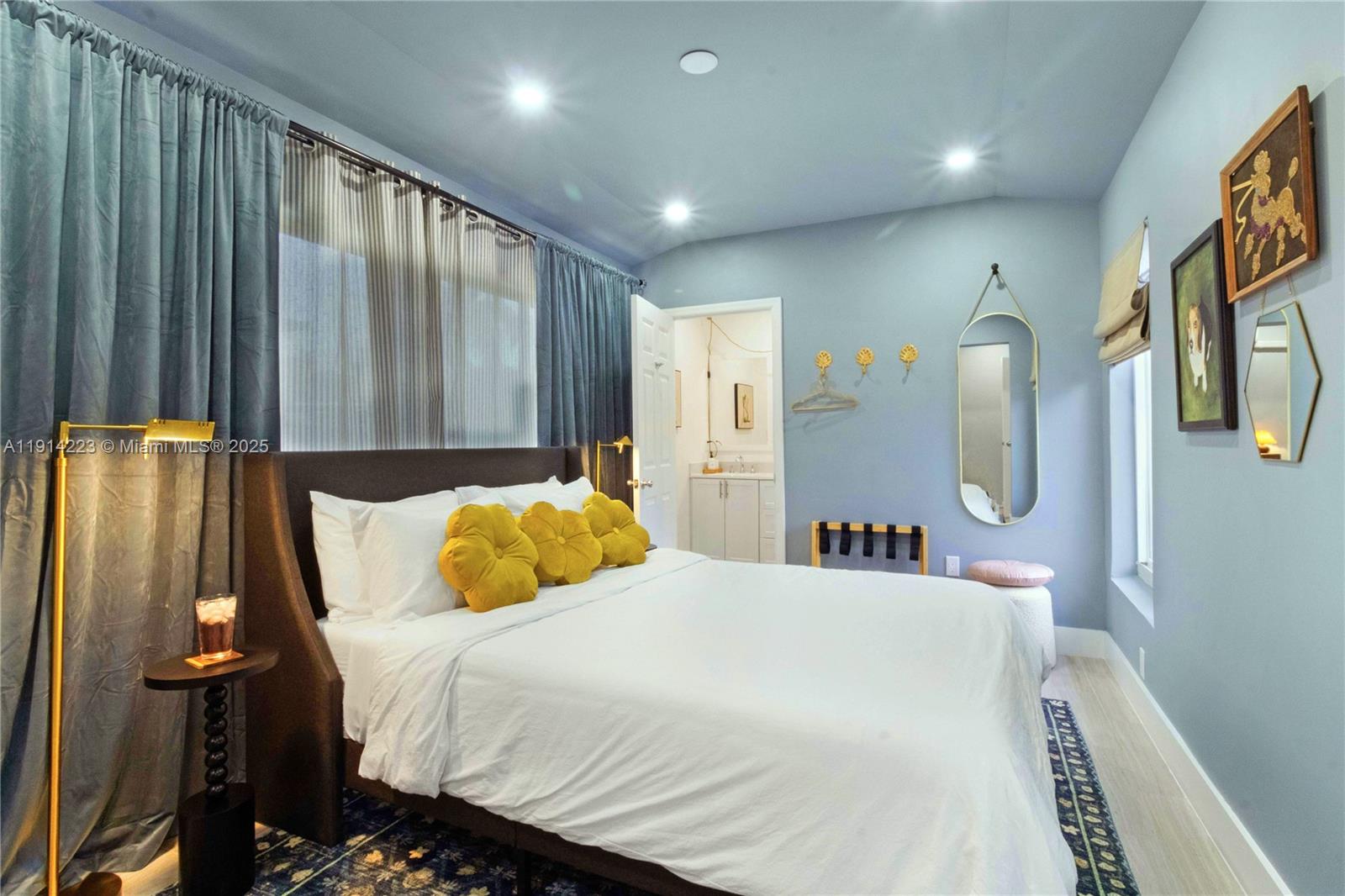 SNUG HARBOR SEC TWO - Residential