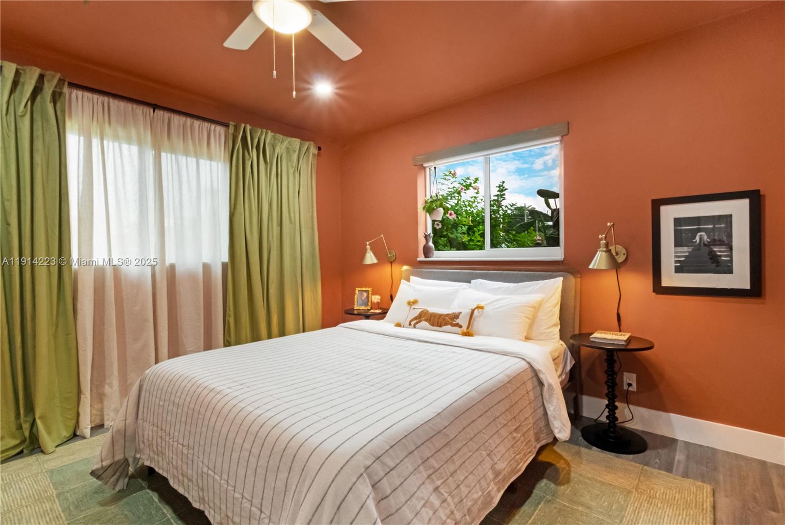 SNUG HARBOR SEC TWO - Residential