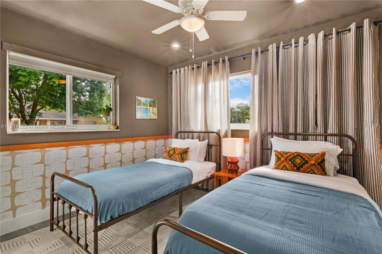 SNUG HARBOR SEC TWO - Residential