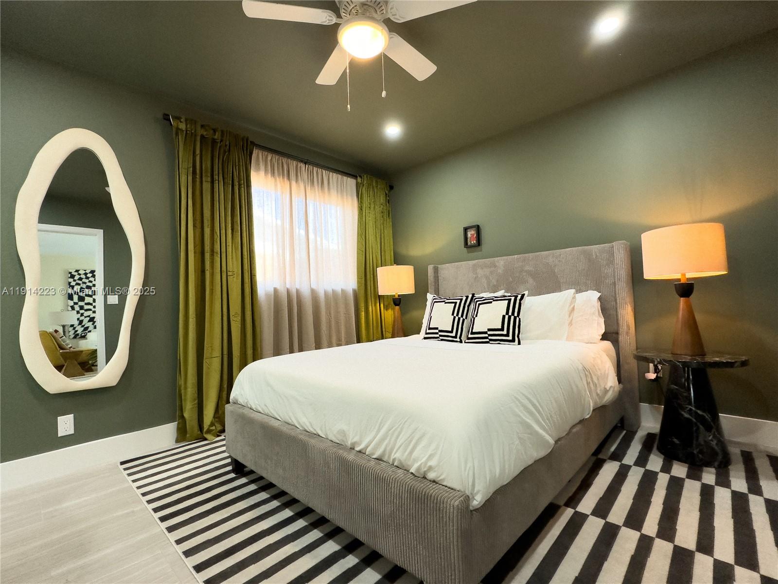 SNUG HARBOR SEC TWO - Residential