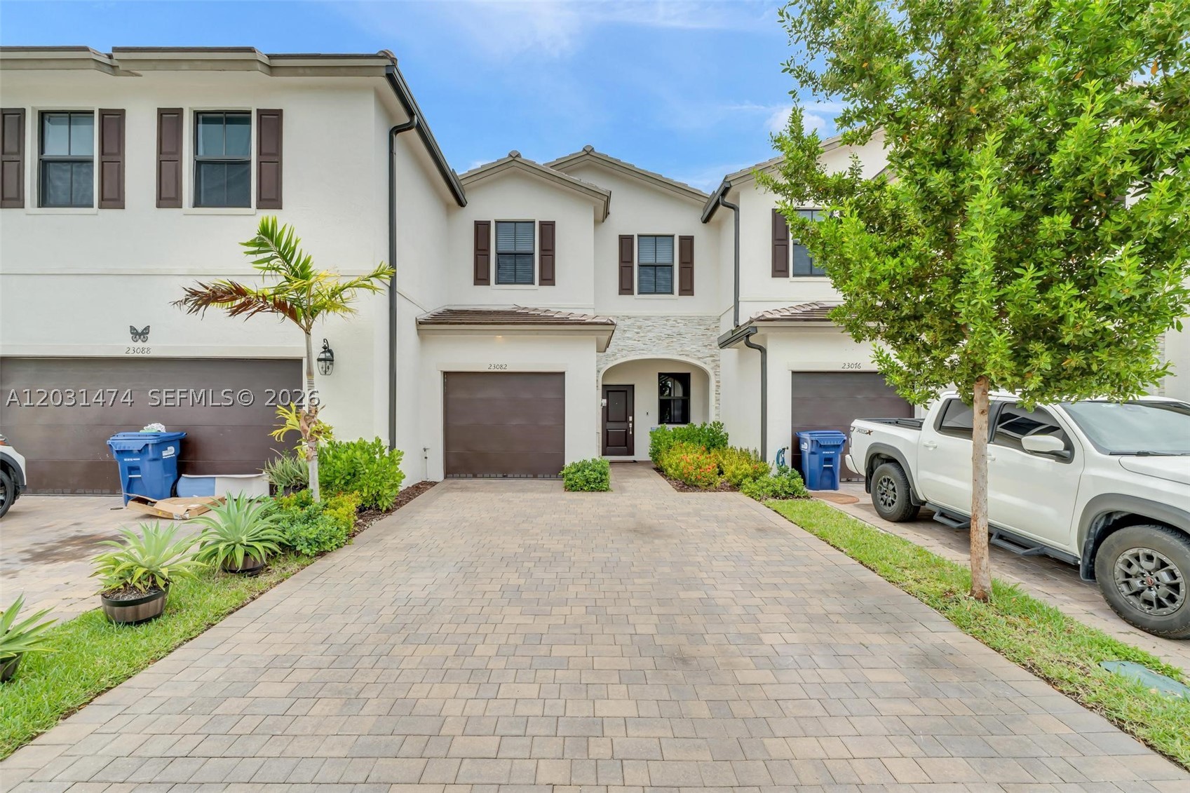 KENDALL ASSEMBLAGE NORTH - Residential