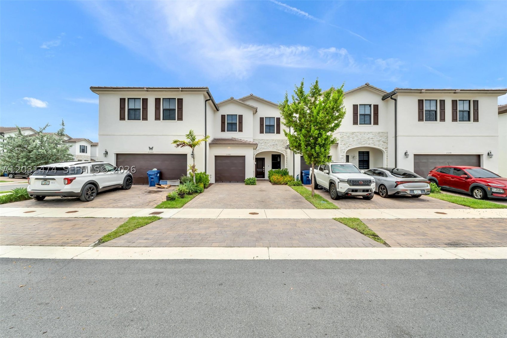 KENDALL ASSEMBLAGE NORTH - Residential