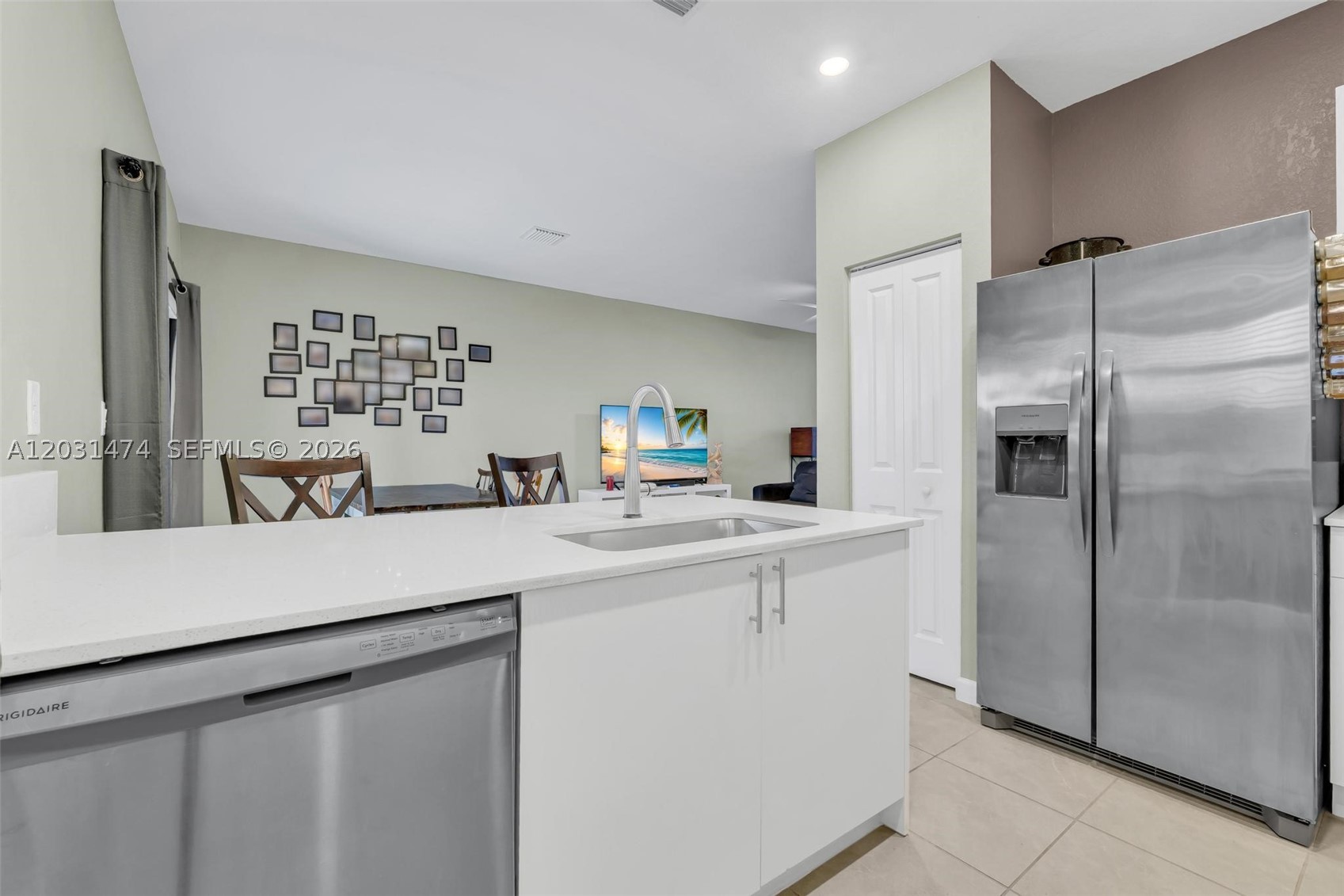 KENDALL ASSEMBLAGE NORTH - Residential