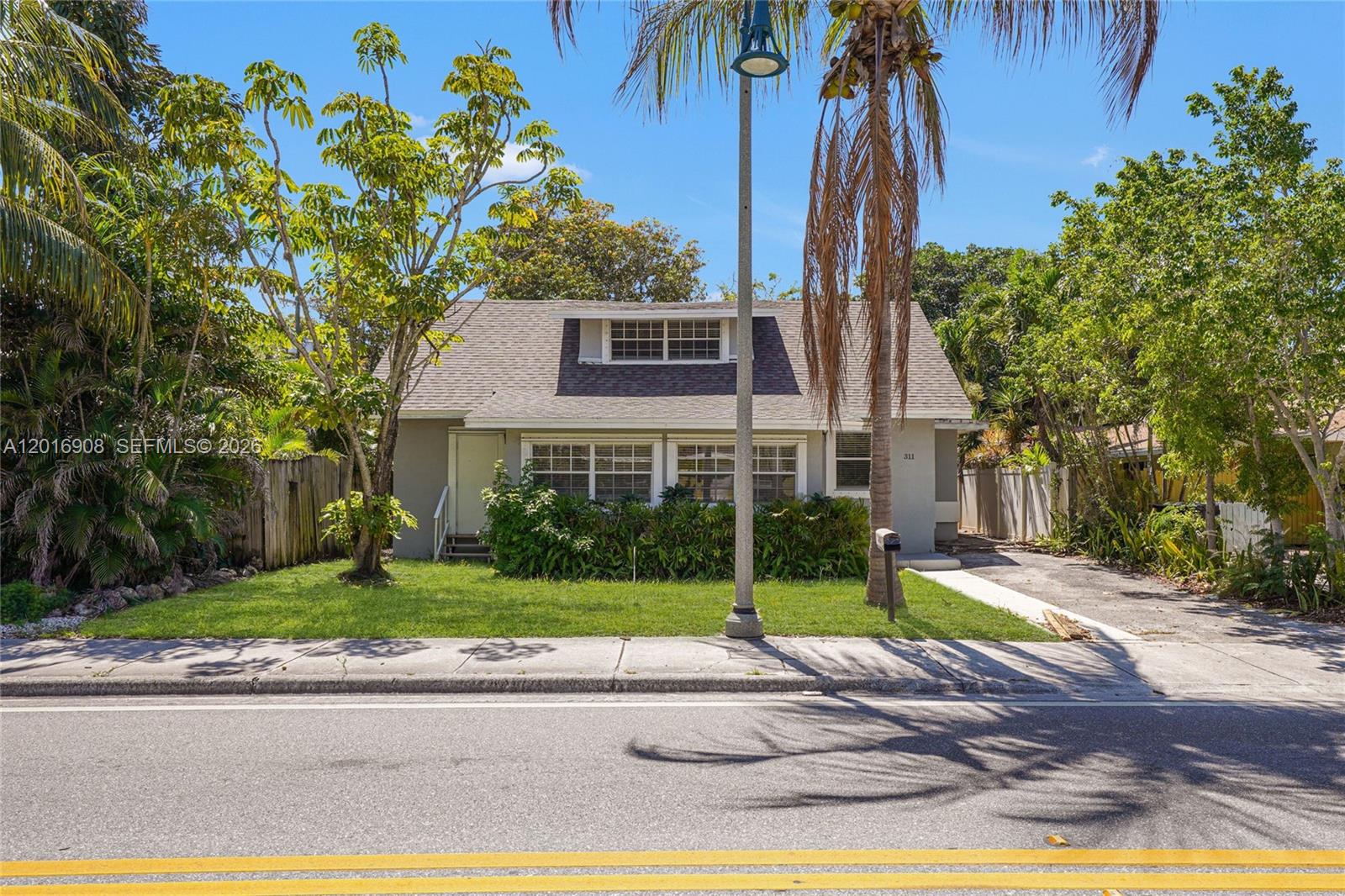 LAKE WORTH TOWN OF - Residential