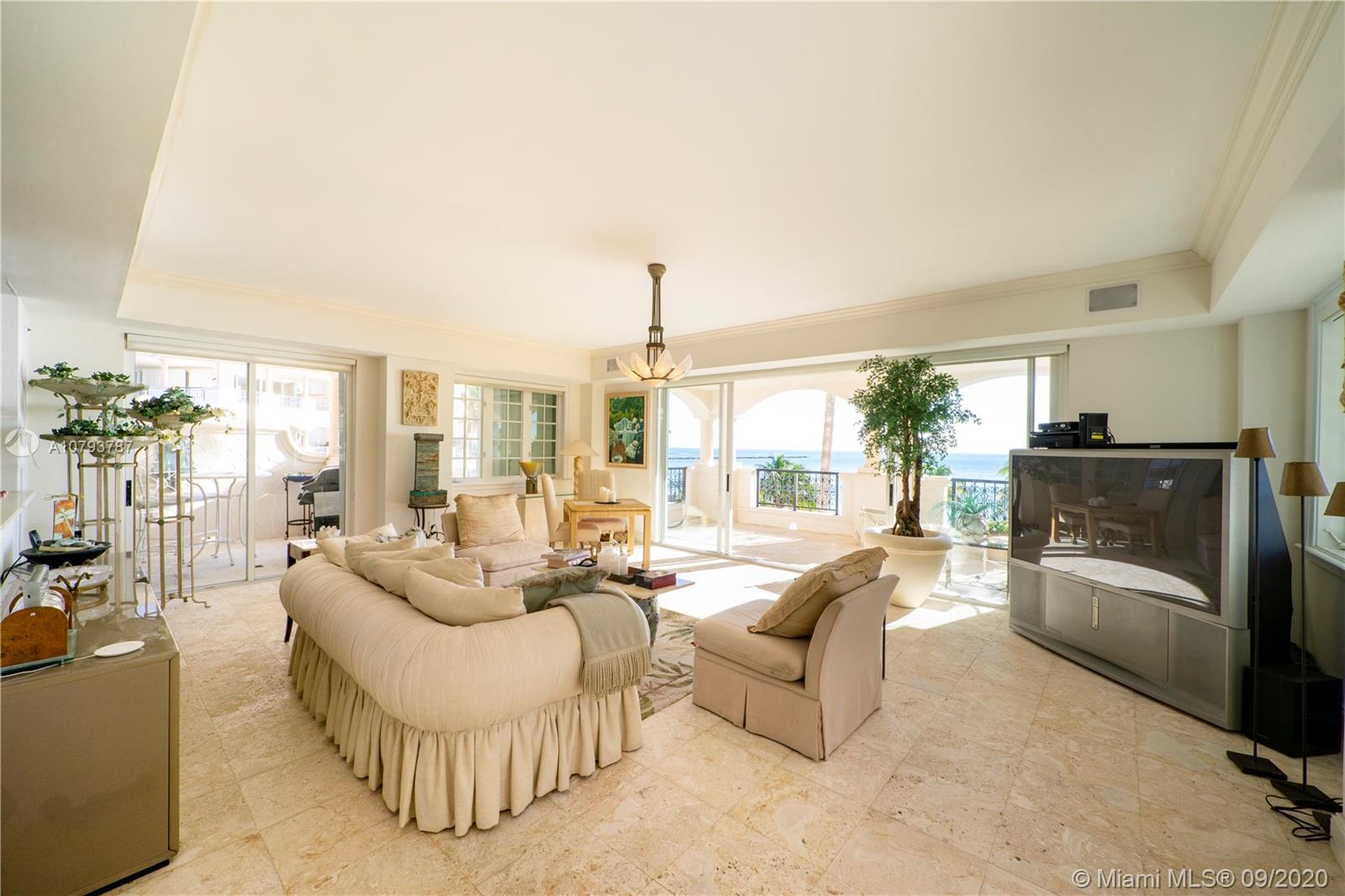 OCEANSIDE FISHER ISL COND - Residential