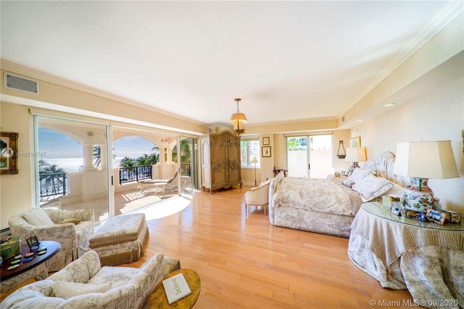 OCEANSIDE FISHER ISL COND - Residential