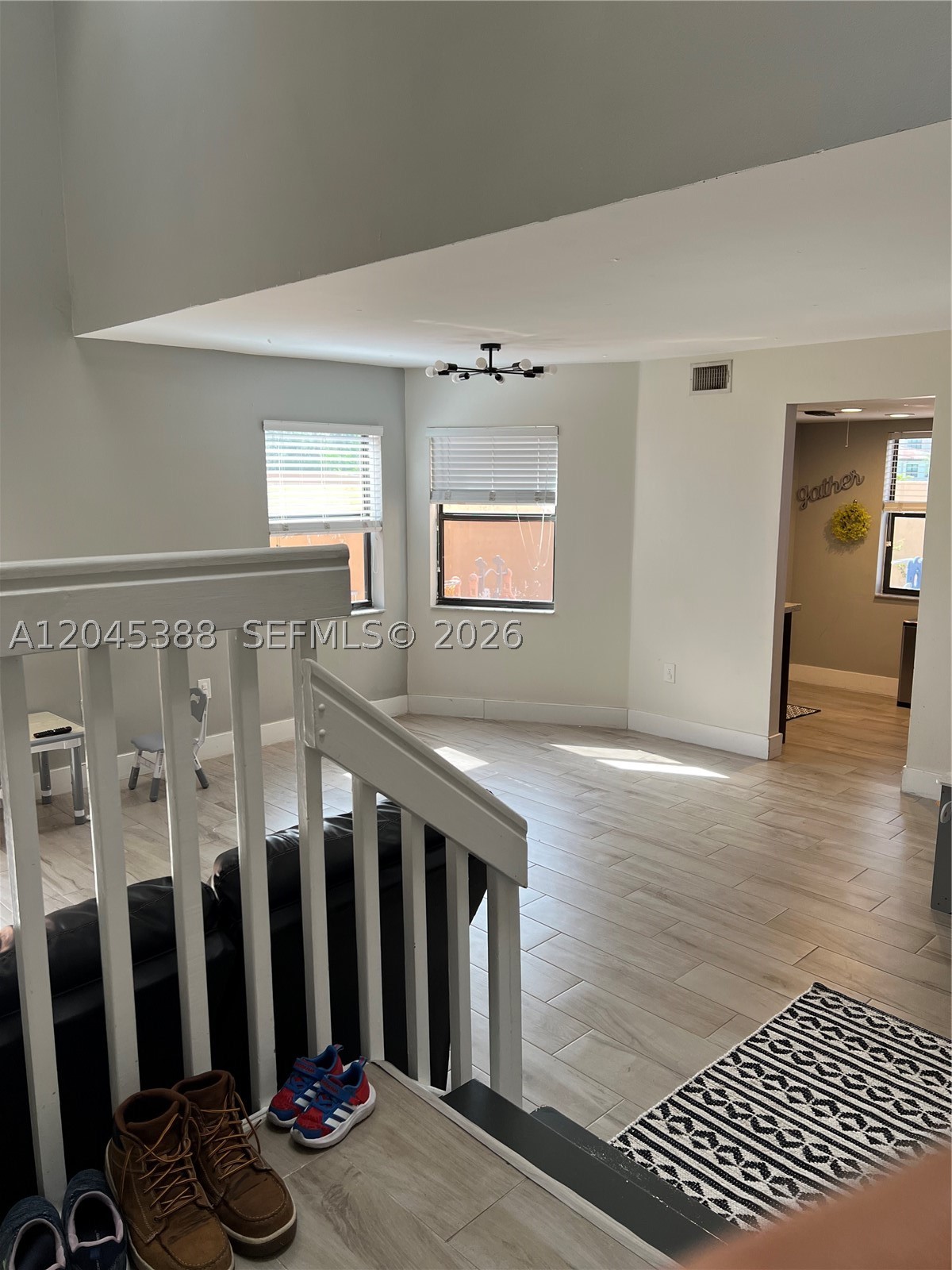 PEMBROKE LAKES SOUTH - Residential