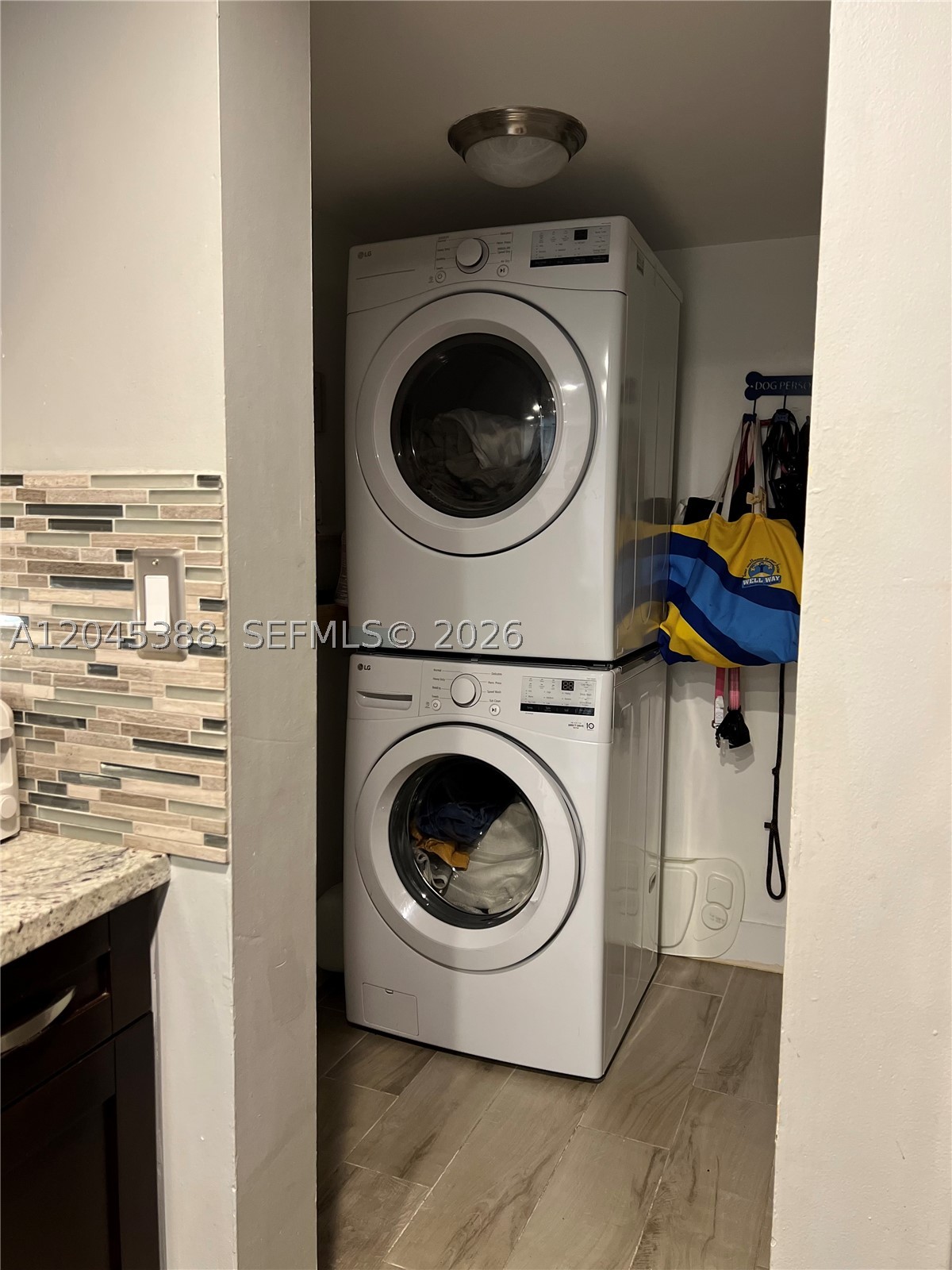 PEMBROKE LAKES SOUTH - Residential