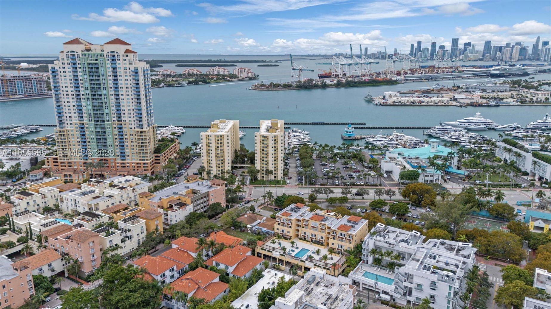 THE AMBASSADORS CONDO - Residential
