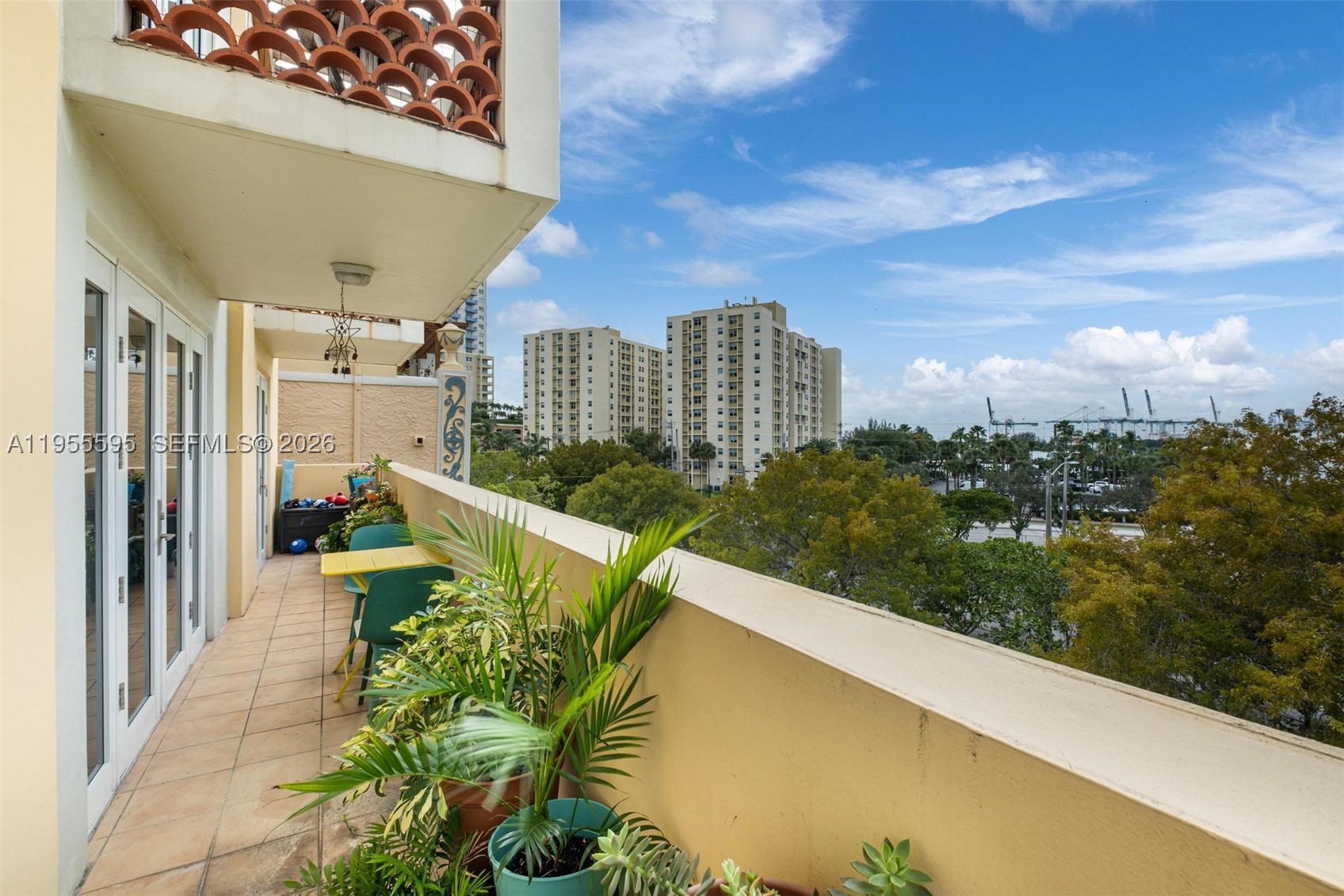 THE AMBASSADORS CONDO - Residential