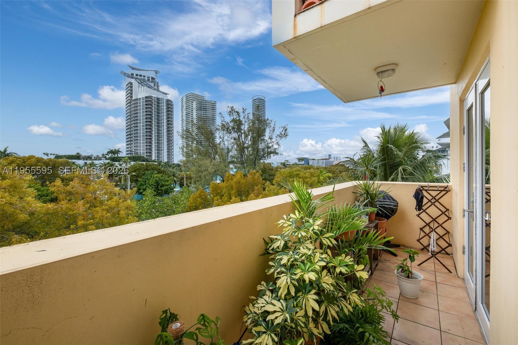 THE AMBASSADORS CONDO - Residential