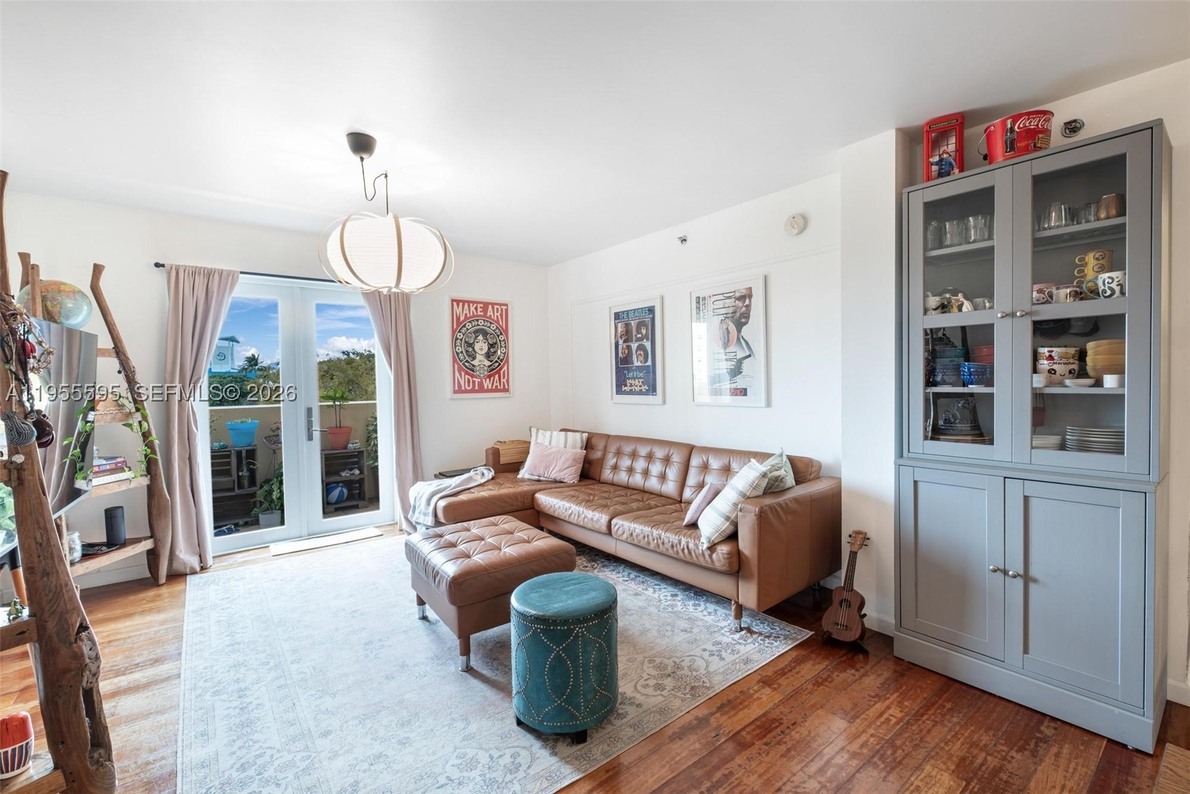 THE AMBASSADORS CONDO - Residential