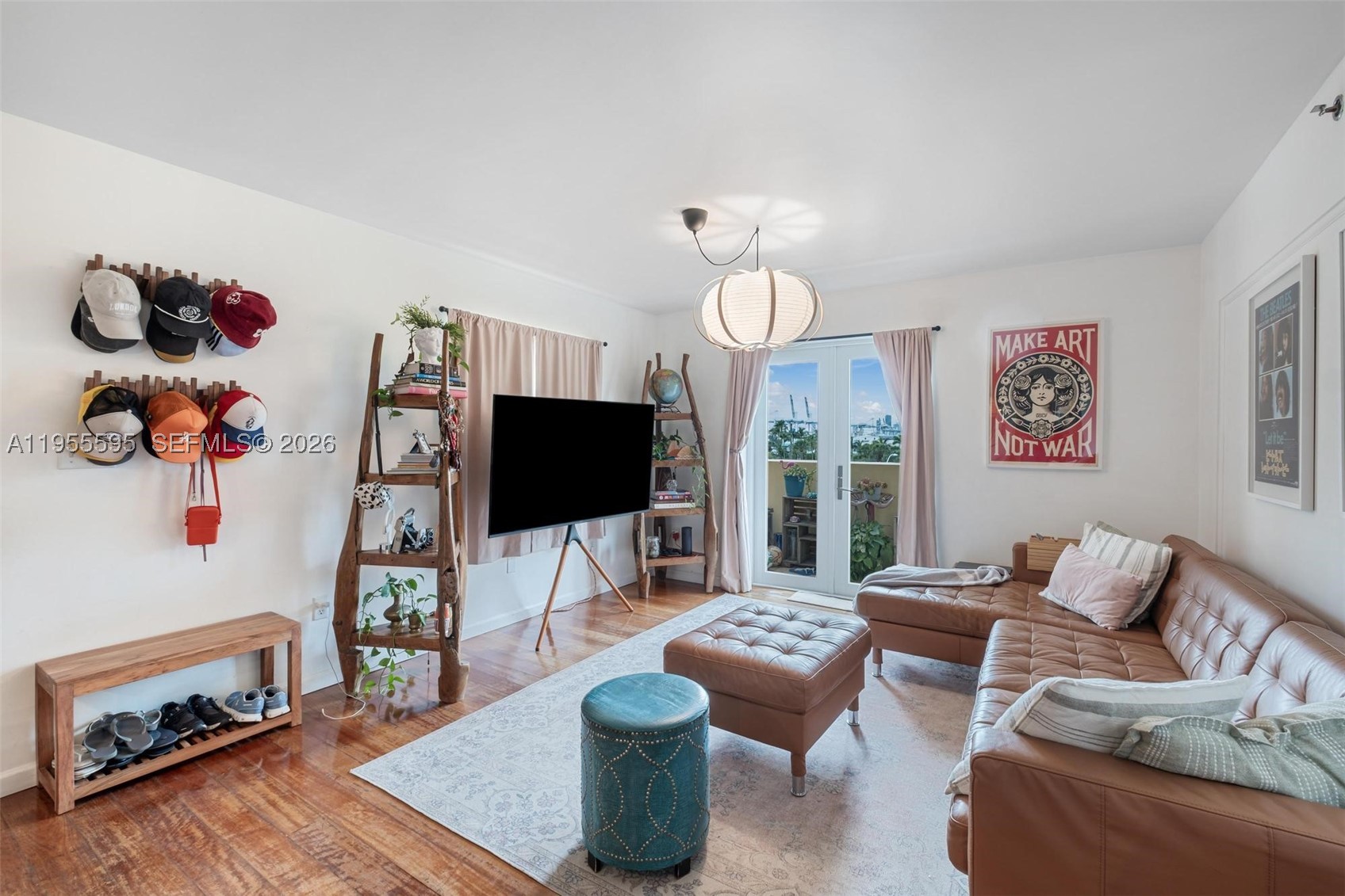 THE AMBASSADORS CONDO - Residential