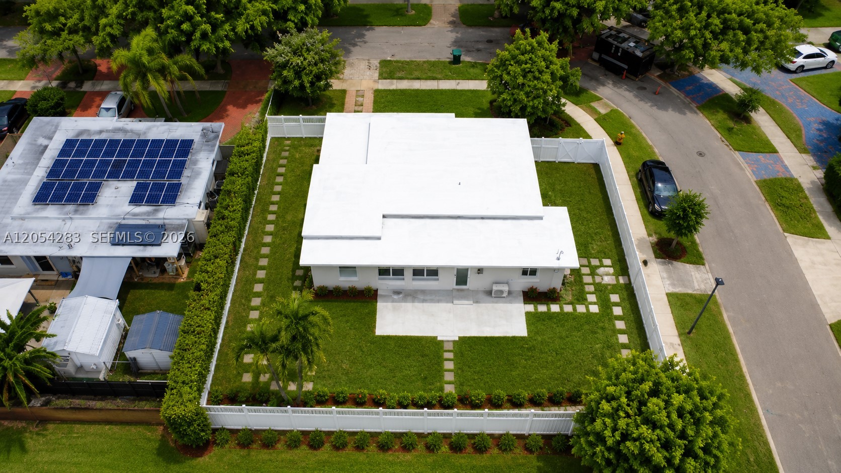 FREDERICK MANOR - Residential