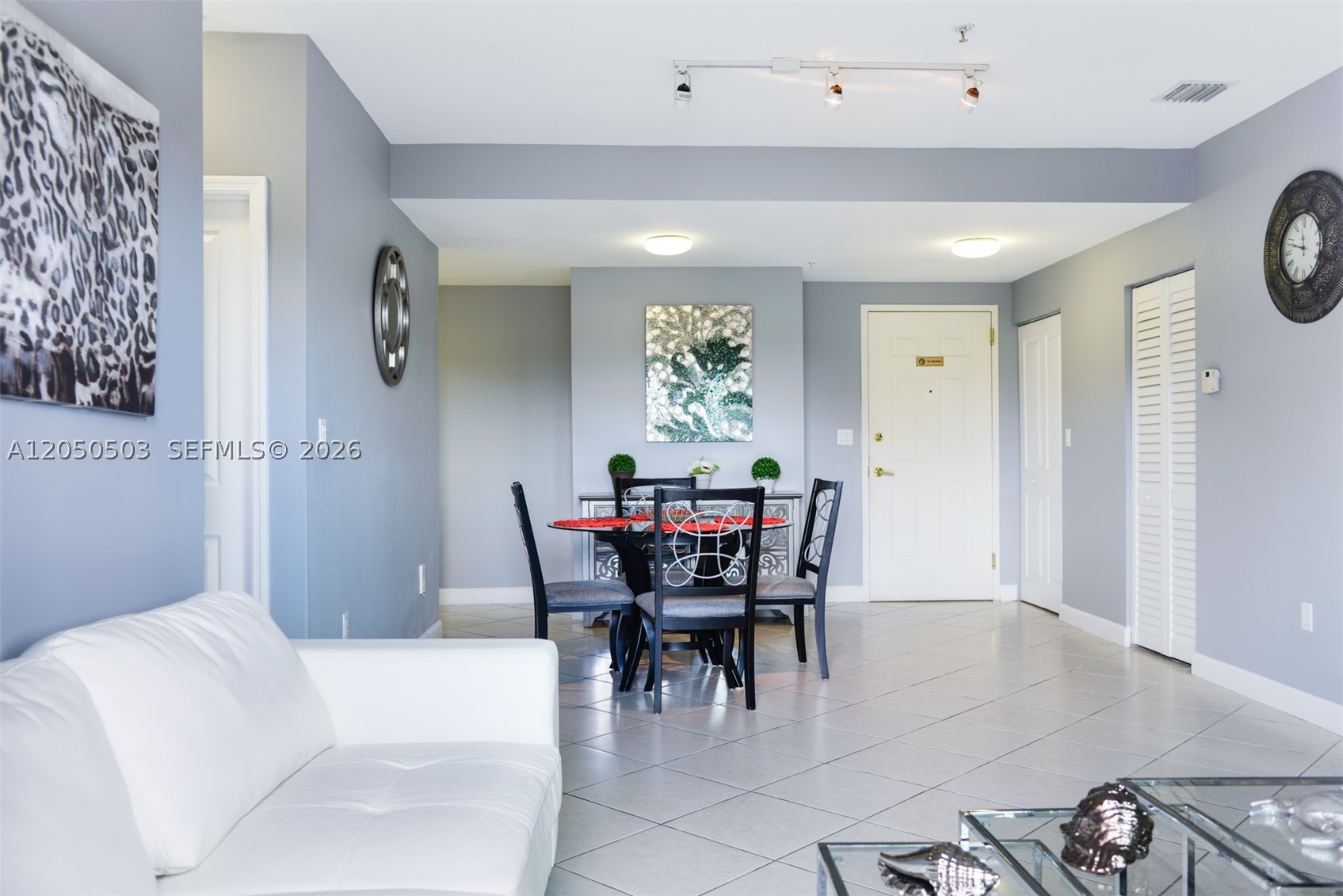 SHAMROCK BY THE GABLES CO - Residential Lease