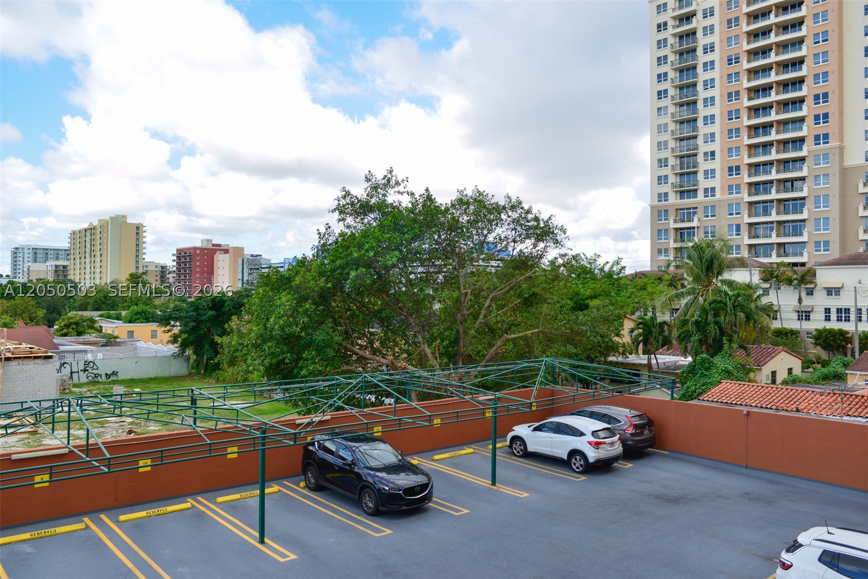 SHAMROCK BY THE GABLES CO - Residential Lease