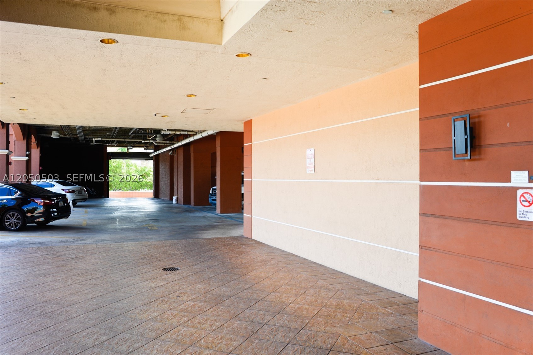 SHAMROCK BY THE GABLES CO - Residential Lease