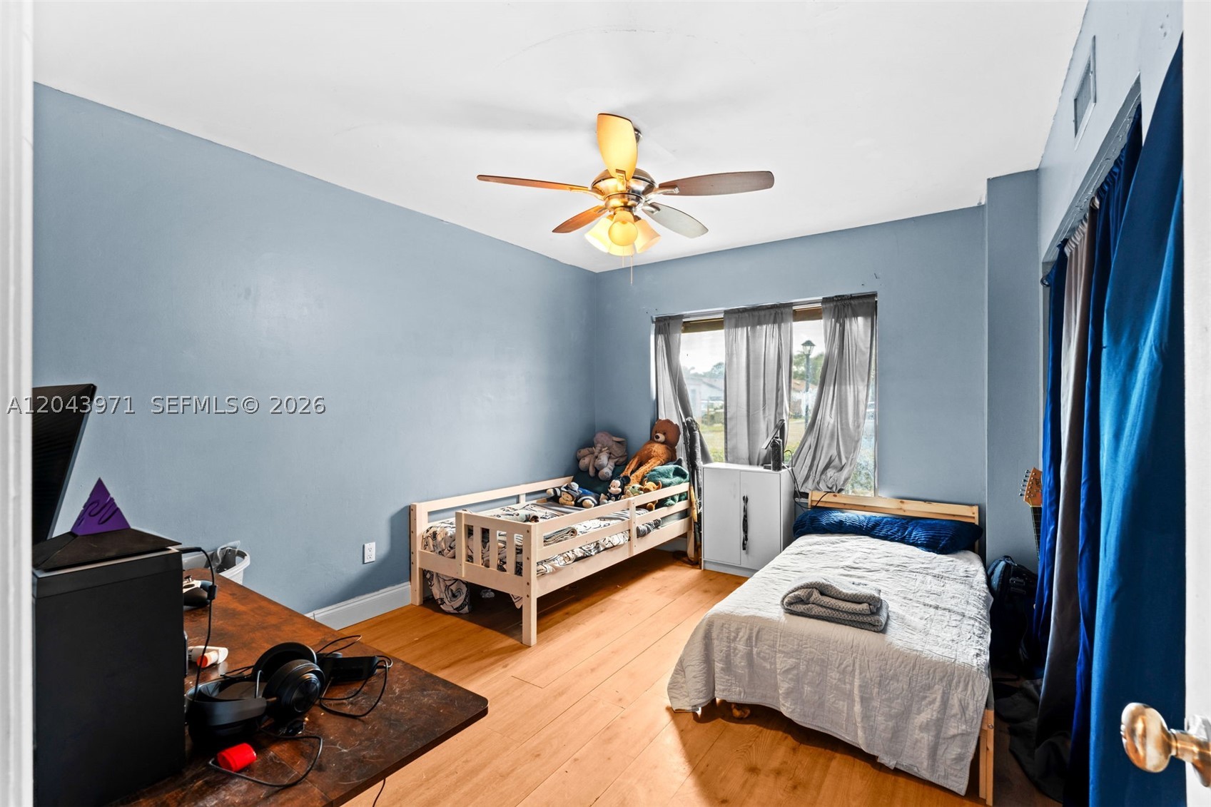 OMEGA VILLAS 3 CONDO - Residential