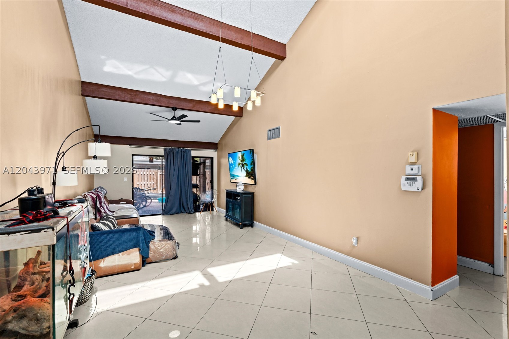 OMEGA VILLAS 3 CONDO - Residential