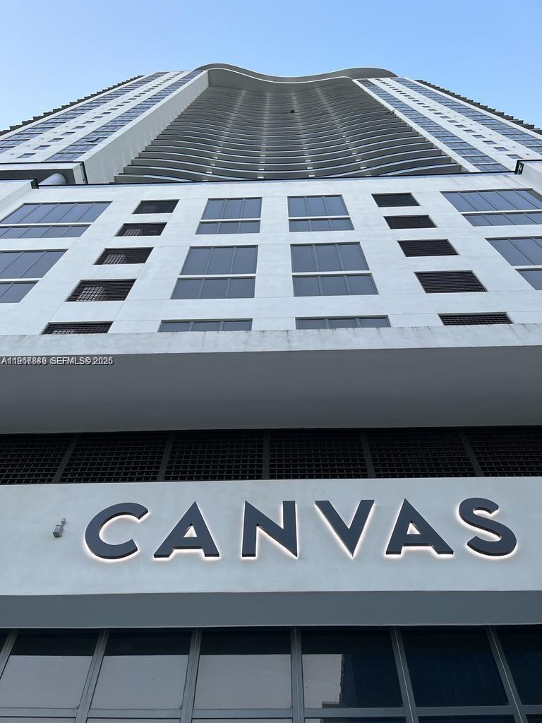 CANVAS CONDO - Residential