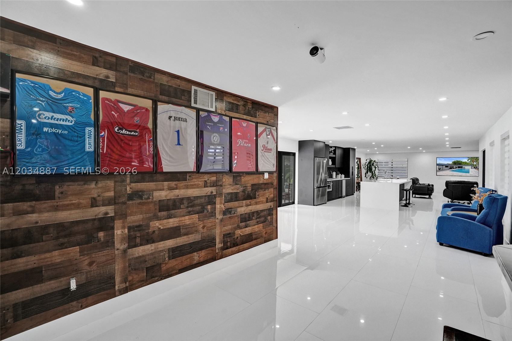 MIAMI LAKES SEC 5 - Residential