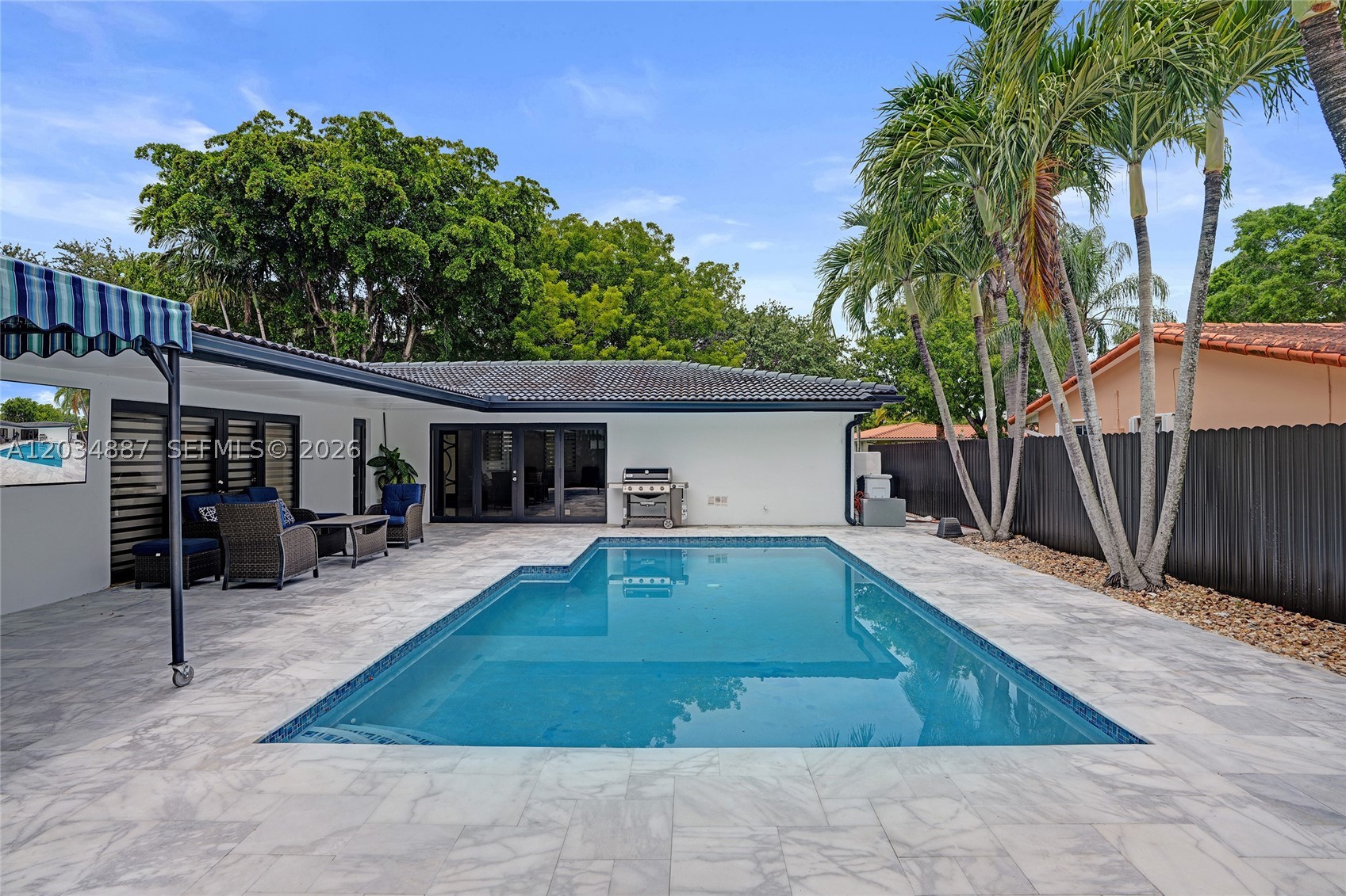 MIAMI LAKES SEC 5 - Residential
