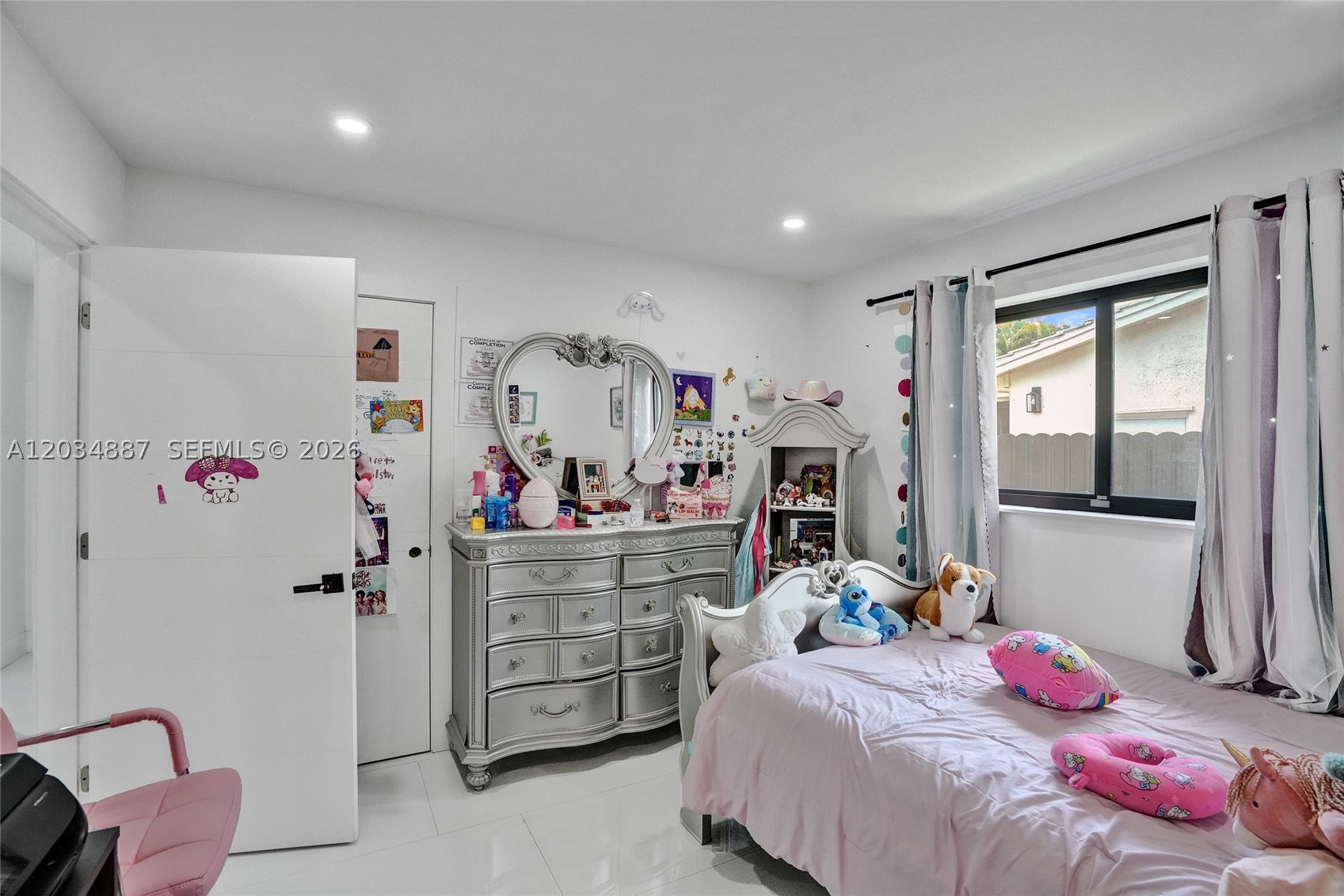 MIAMI LAKES SEC 5 - Residential