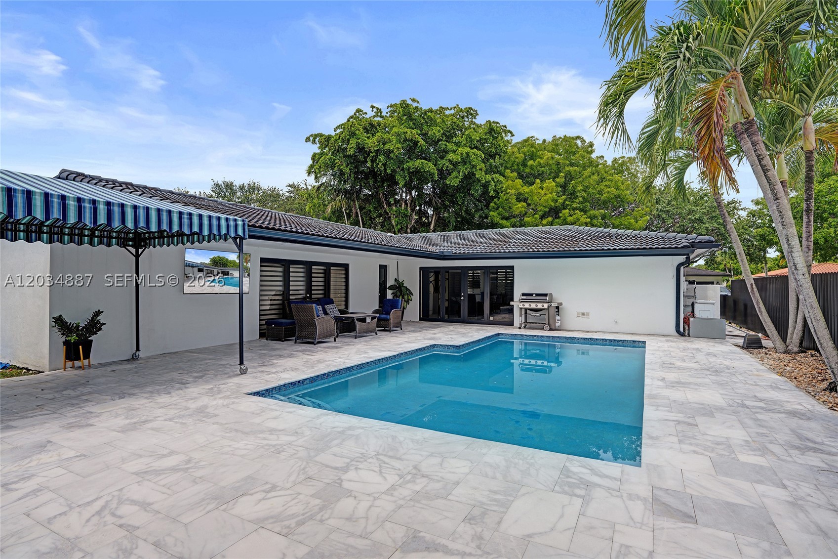 MIAMI LAKES SEC 5 - Residential