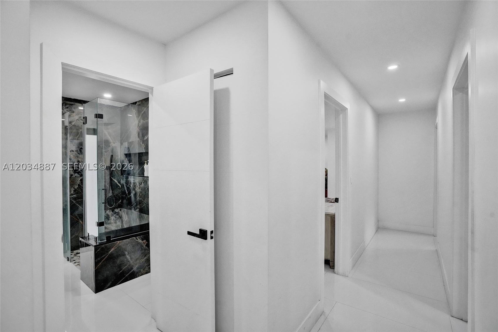 MIAMI LAKES SEC 5 - Residential