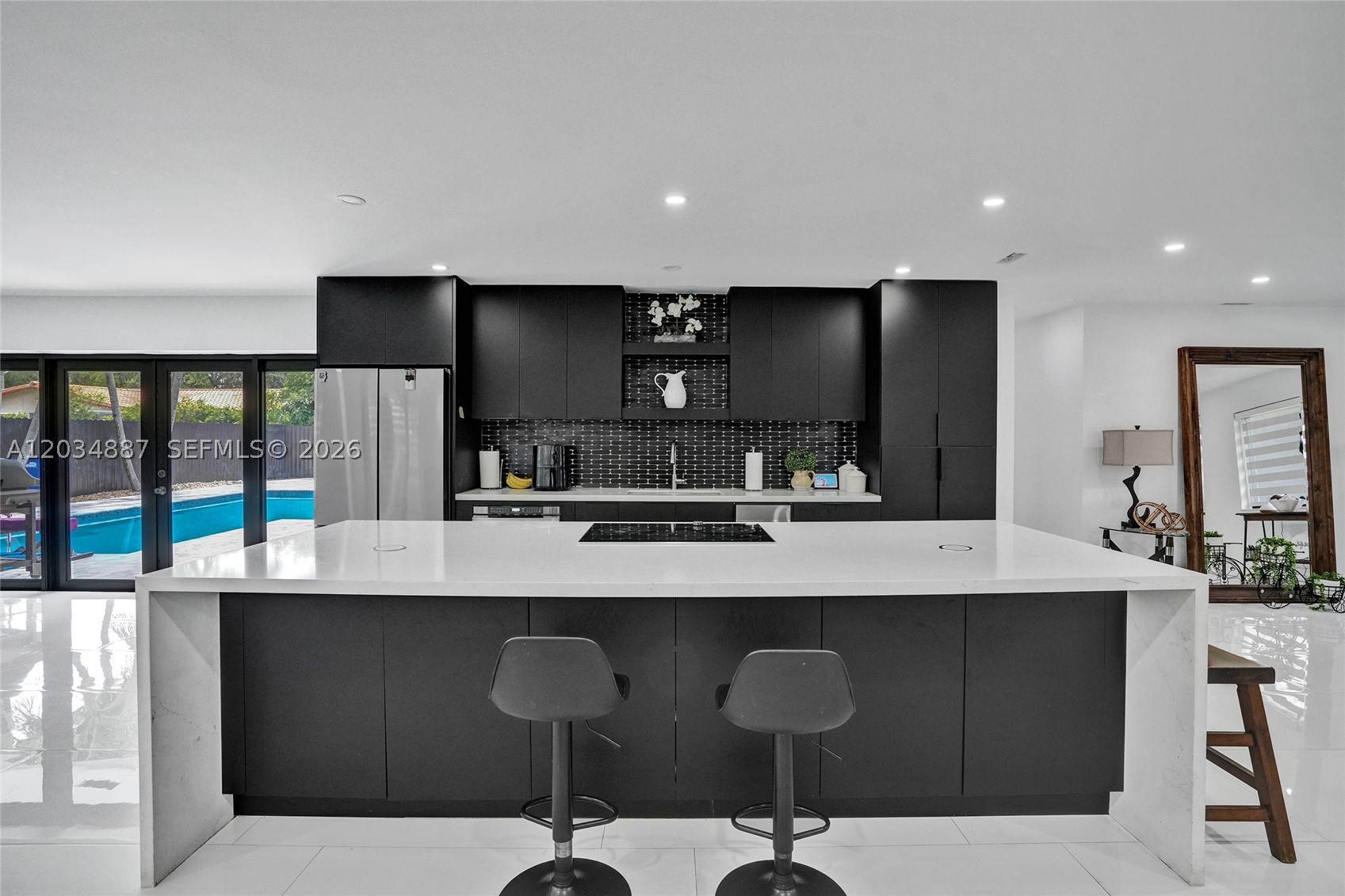 MIAMI LAKES SEC 5 - Residential