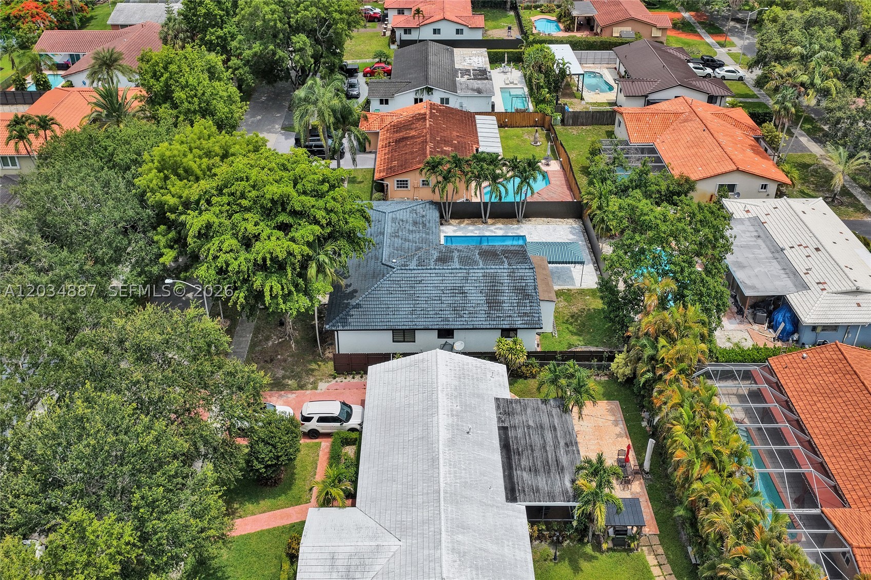 MIAMI LAKES SEC 5 - Residential